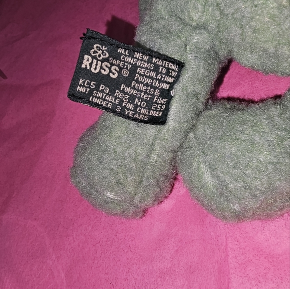 VINTAGE RUSS BERRIE " FRIZZLIN"  BLUE/GREEN BEAR WITH GINGHAM BOW PLUSH ANIMAL - Picture 9 of 9